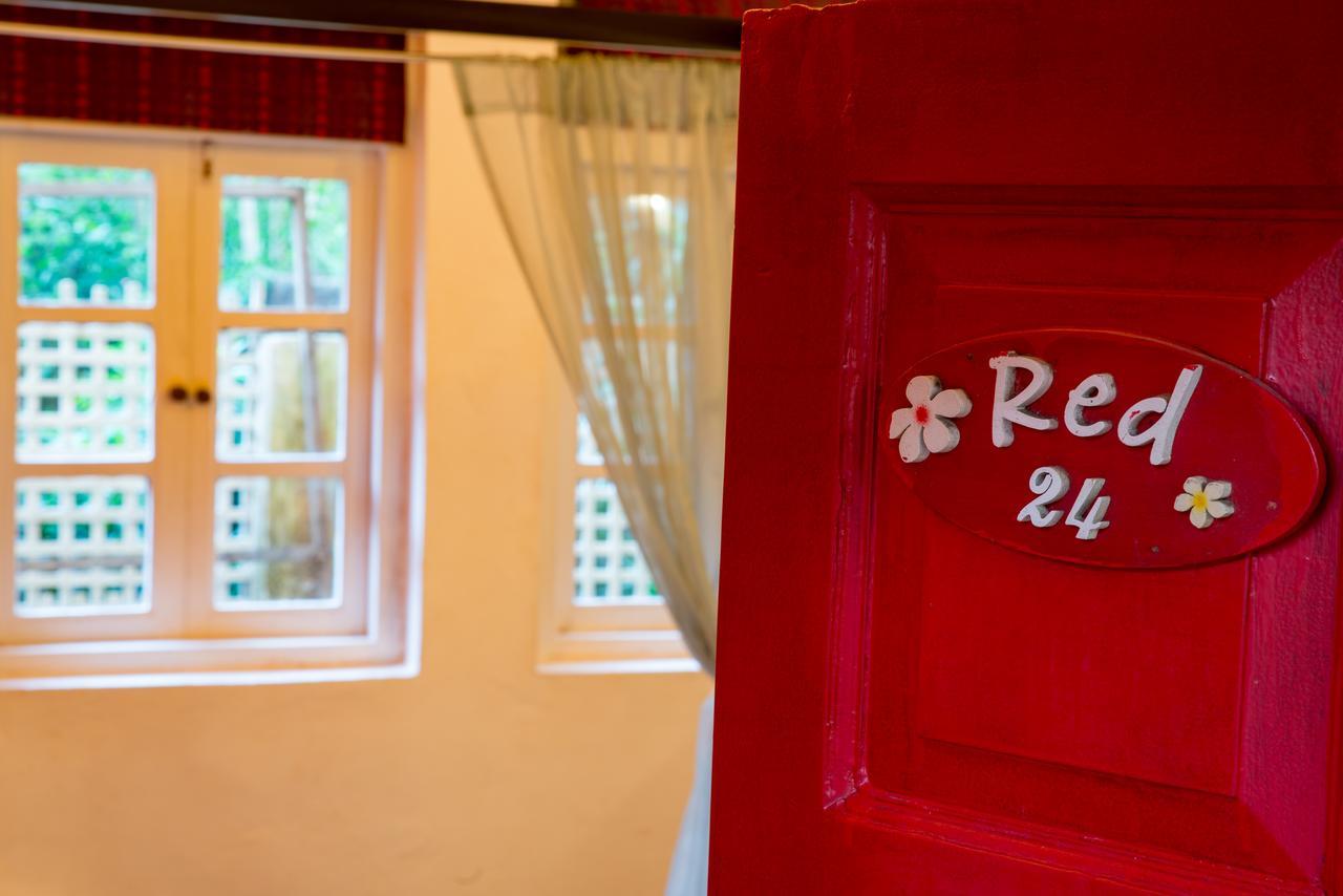 Waters Boutique Hotel By Spectrum Holiday GOA Exterior photo