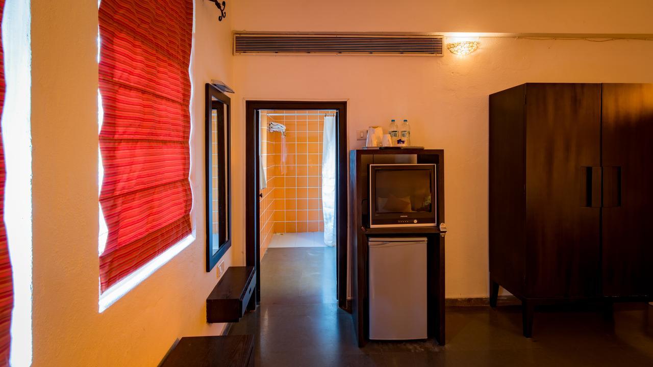 Waters Boutique Hotel By Spectrum Holiday GOA Exterior photo
